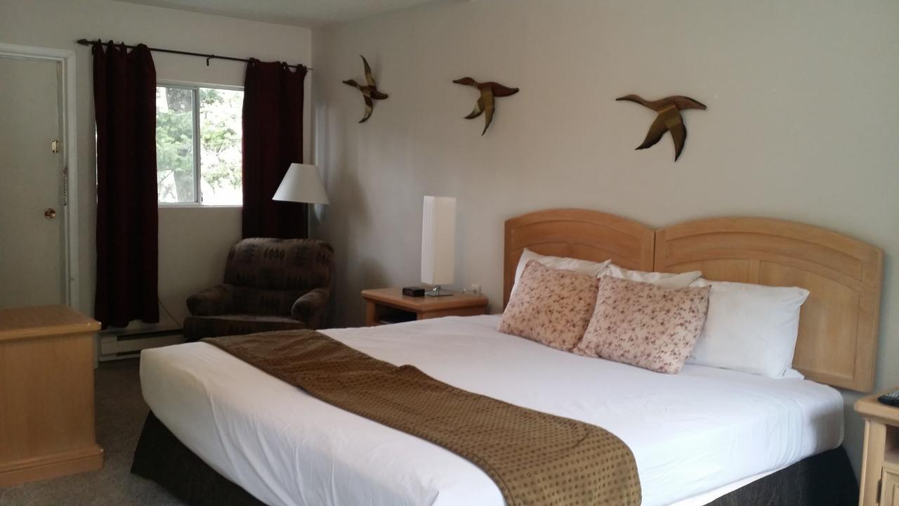 Appletree Inn เรเดียมฮอตสปริงส์ ภายนอก รูปภาพ