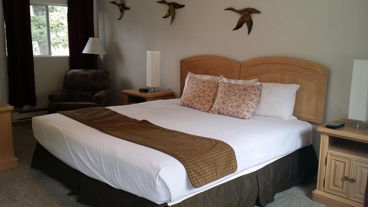 Appletree Inn เรเดียมฮอตสปริงส์ ภายนอก รูปภาพ